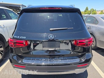 2025 Mercedes-Benz GLB 250 – miniatura 5