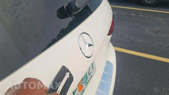2025 Mercedes-Benz GLB 250 - miniatura 32