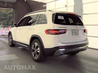 2025 Mercedes-Benz GLB 250 - miniatura 8