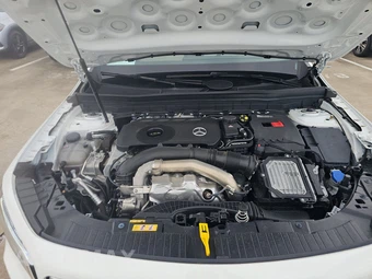 2025 Mercedes-Benz GLB 250 – miniatura 15
