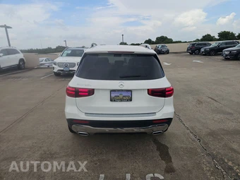 2025 Mercedes-Benz GLB 250 – miniatura 5