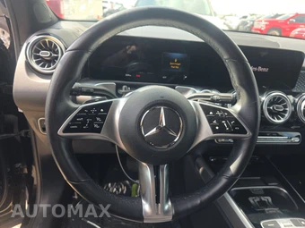 2025 Mercedes-Benz GLB 250 – miniatura 10