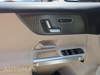 2025 Mercedes-Benz GLB 250 - miniatura 15