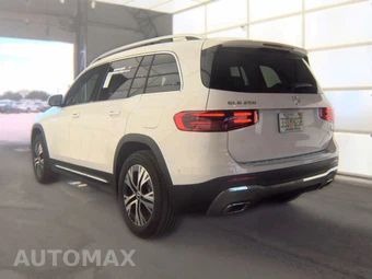 2025 Mercedes-Benz GLB 250 - miniatura 8