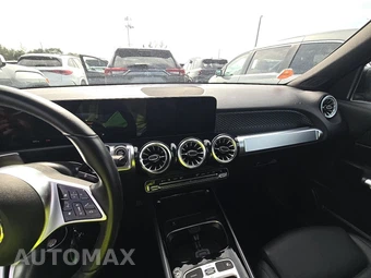 2025 Mercedes-Benz GLB 250 – miniatura 17