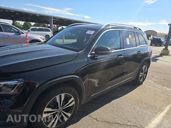2025 Mercedes-Benz GLB 250