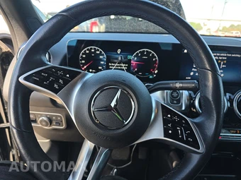 2025 Mercedes-Benz GLB 250 - miniatura 10