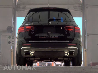 2025 Mercedes-Benz GLB 250 - miniatura 7