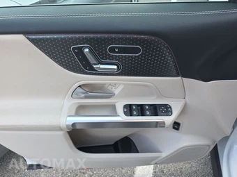 2025 Mercedes-Benz GLB 250 – miniatura 15