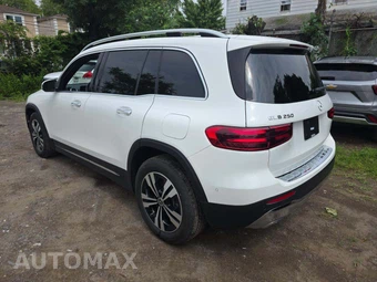 2025 Mercedes-Benz GLB 250 – miniatura 2