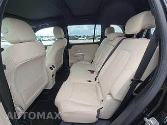 2025 Mercedes-Benz GLB 250 - miniatura 19