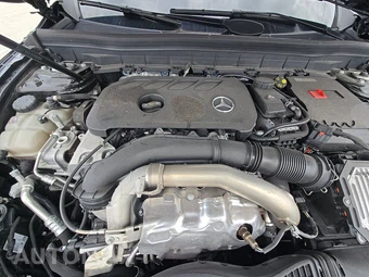 2025 Mercedes-Benz GLB 250 - miniatura 22