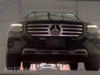 2025 Mercedes-Benz GLB 250 - miniatura 3