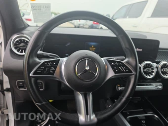 2025 Mercedes-Benz GLB 250 – miniatura 10