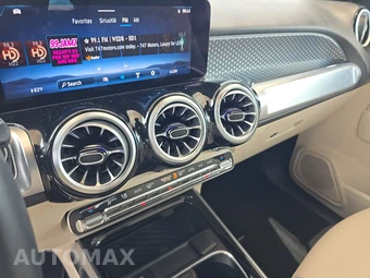 2025 Mercedes-Benz GLB 250 – miniatura 11