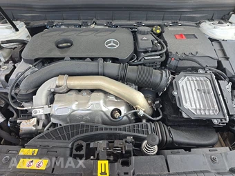 2025 Mercedes-Benz GLB 250 – miniatura 15