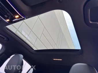 2025 Mercedes-Benz GLC 300 4MATIC - miniatura 10