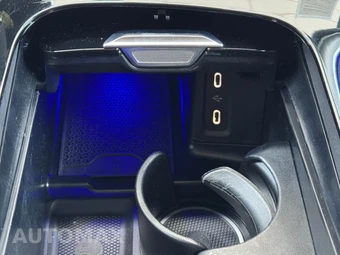 2025 Mercedes-Benz GLC 300 4MATIC - miniatura 33