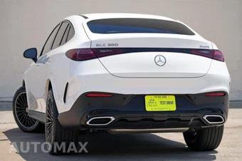 2025 Mercedes-Benz GLC 300 4MATIC - miniatura 4