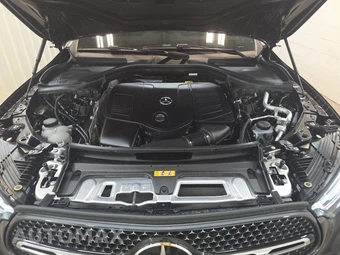 2025 Mercedes-Benz GLC 300 4MATIC - miniatura 15