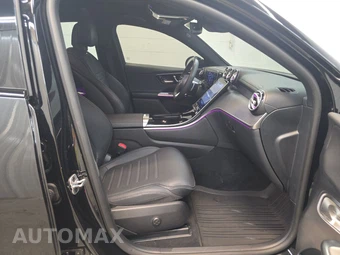 2025 Mercedes-Benz GLC 300 4MATIC - miniatura 8