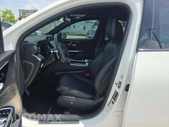 2025 Mercedes-Benz GLC 300 4MATIC – miniatura 3