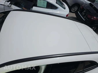 2025 Mercedes-Benz GLC 300 4MATIC – miniatura 9