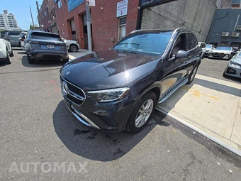 2025 Mercedes-Benz GLC 300 4MATIC