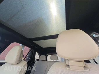 2025 Mercedes-Benz GLC 300 4MATIC - miniatura 11