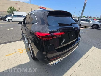 2025 Mercedes-Benz GLC 300 4MATIC - miniatura 2