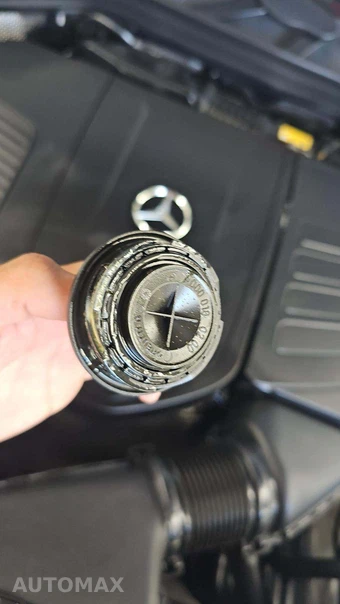 2025 Mercedes-Benz GLC 300 4MATIC - miniatura 18