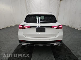 2025 Mercedes-Benz GLC 300 4MATIC - miniatura 5