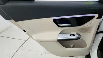 2025 Mercedes-Benz GLC 300 4MATIC - miniatura 46