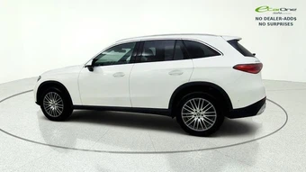 2025 Mercedes-Benz GLC 300 4MATIC - miniatura 5