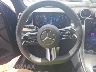 2025 Mercedes-Benz GLC 300 – miniatura 10