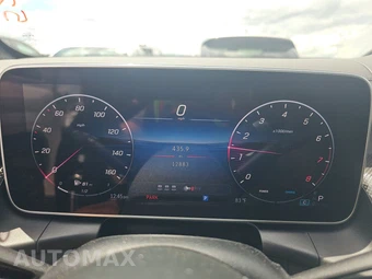 2025 Mercedes-Benz GLC 300 – miniatura 12