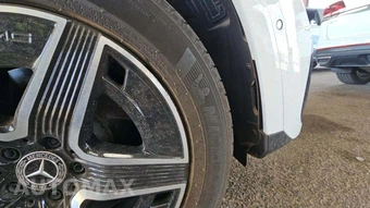 2025 Mercedes-Benz GLC 300 - miniatura 32