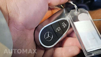 2025 Mercedes-Benz GLC 300 - miniatura 25