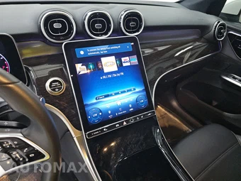 2025 Mercedes-Benz GLC 300 - miniatura 11