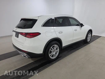 2025 Mercedes-Benz GLC 300 - miniatura 4