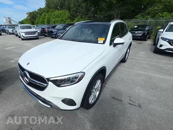 2025 Mercedes-Benz GLC 300