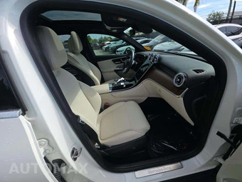 2025 Mercedes-Benz GLC 300 - miniatura 15