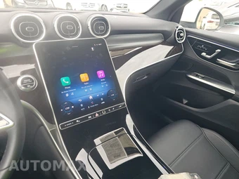 2025 Mercedes-Benz GLC 300 – miniatura 11