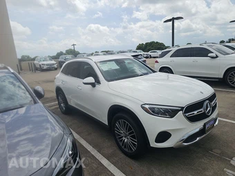2025 Mercedes-Benz GLC 300 – miniatura 3