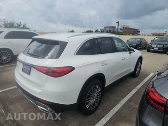 2025 Mercedes-Benz GLC 300 – miniatura 4