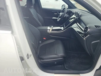 2025 Mercedes-Benz GLC 300 – miniatura 8