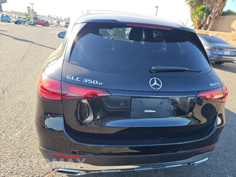 2025 Mercedes-Benz GLC 350e – miniatura 5