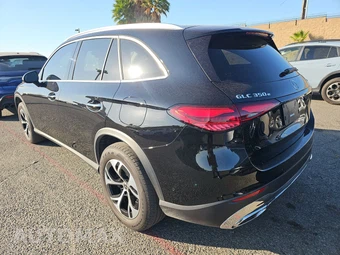 2025 Mercedes-Benz GLC 350e – miniatura 6