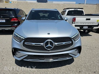 2025 Mercedes-Benz GLC 350e - miniatura 2