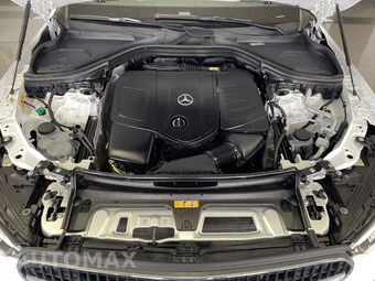 2025 Mercedes-Benz GLC 350e - miniatura 19
